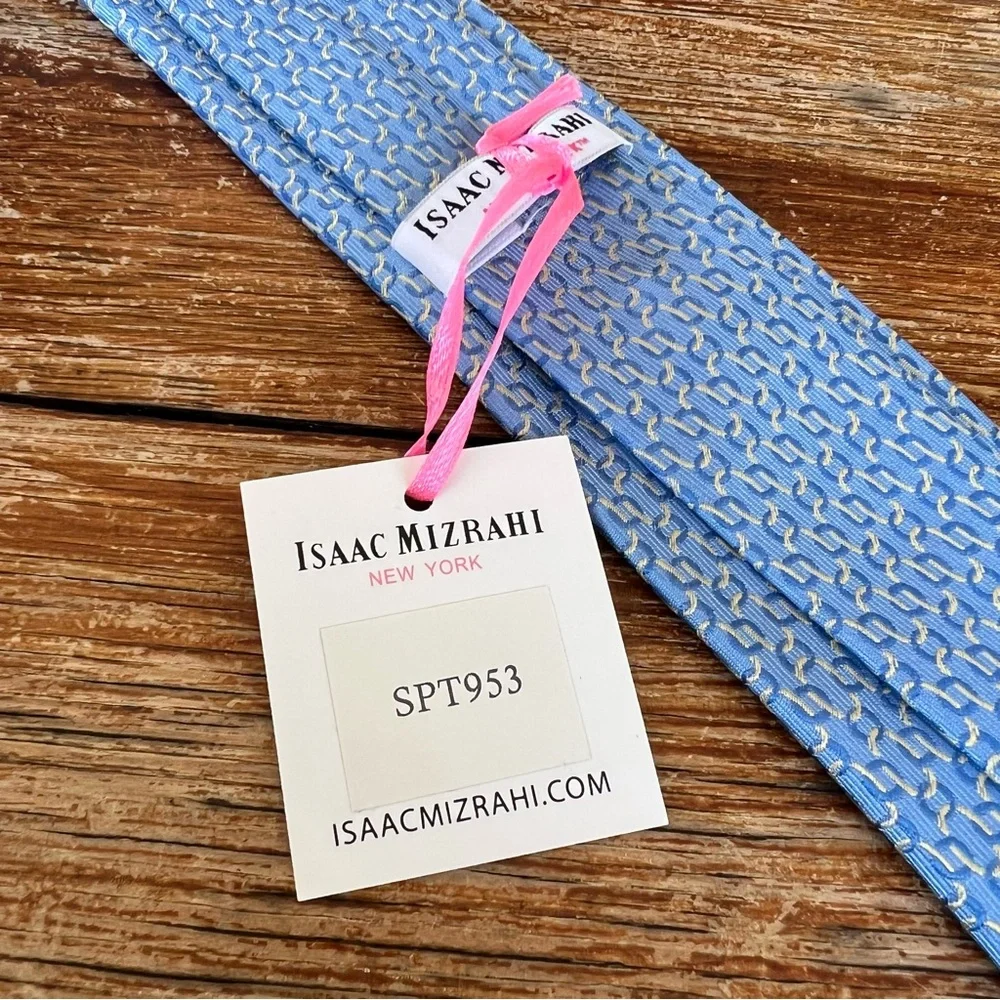 NWT Isaac Mizrahi 100% Silk Tie Blue Gold Chain Print 2.5” Wide